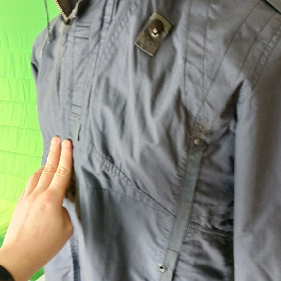 great windbreaker like new feel comfy great qualitey fabric - Picture 11 of 11